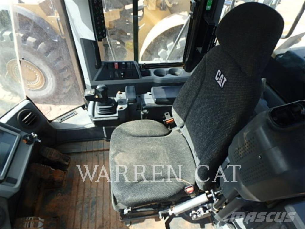 CAT 966M Naudoti ratiniai krautuvai