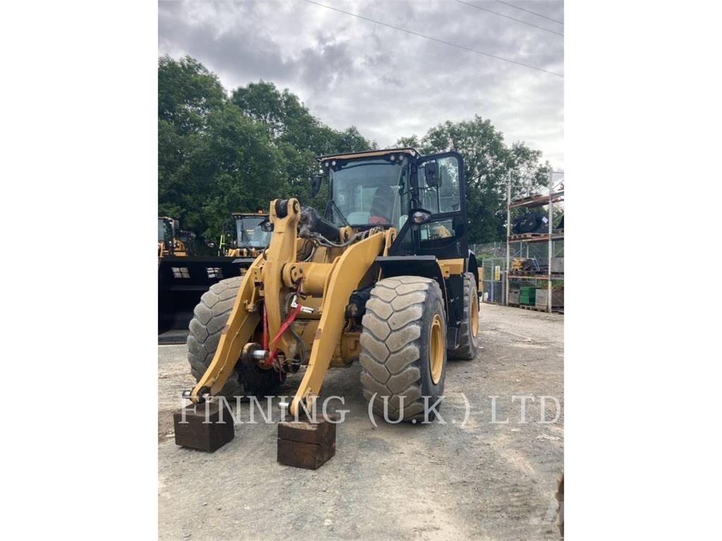 CAT 966M Naudoti ratiniai krautuvai