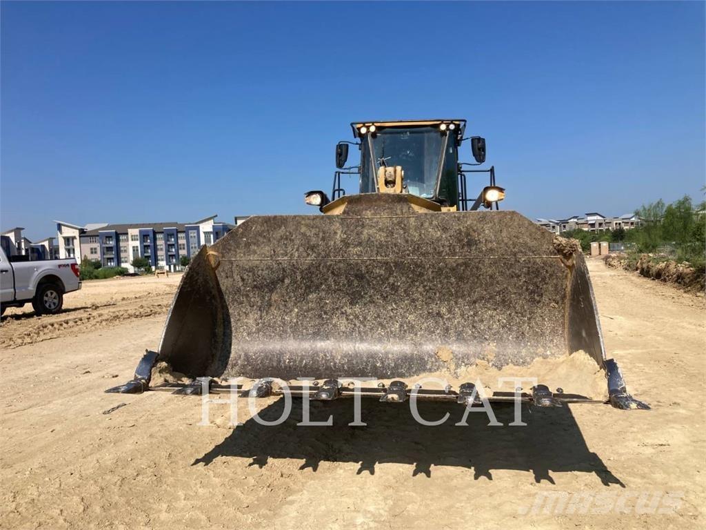 CAT 966M Naudoti ratiniai krautuvai