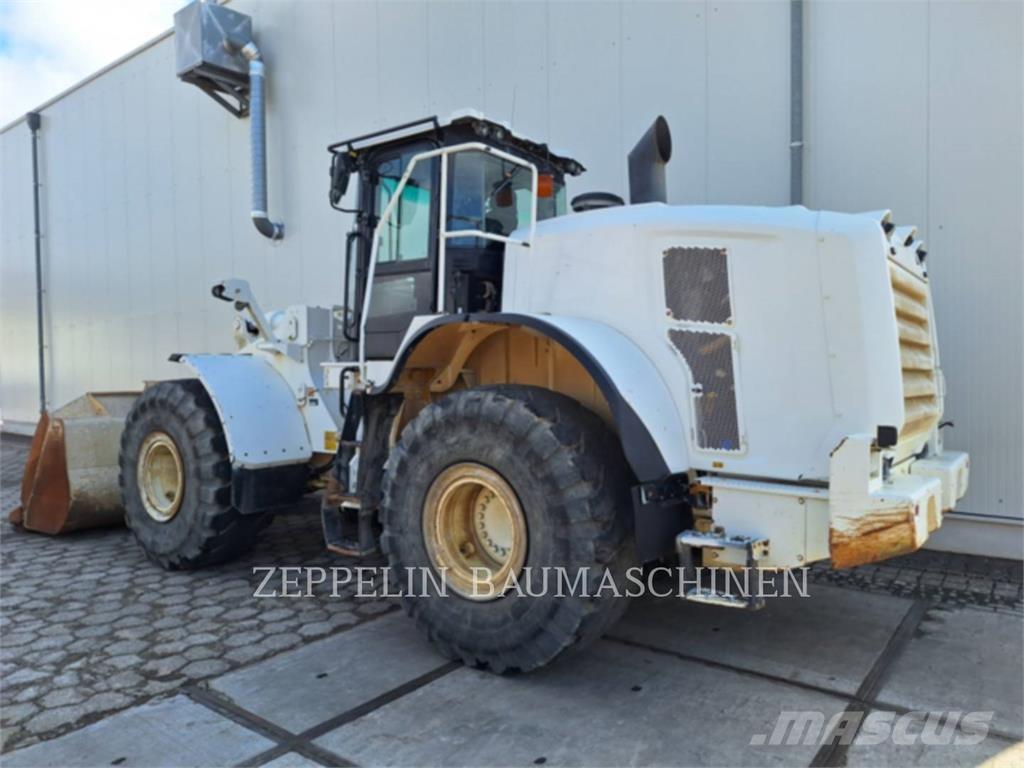 CAT 966M Naudoti ratiniai krautuvai