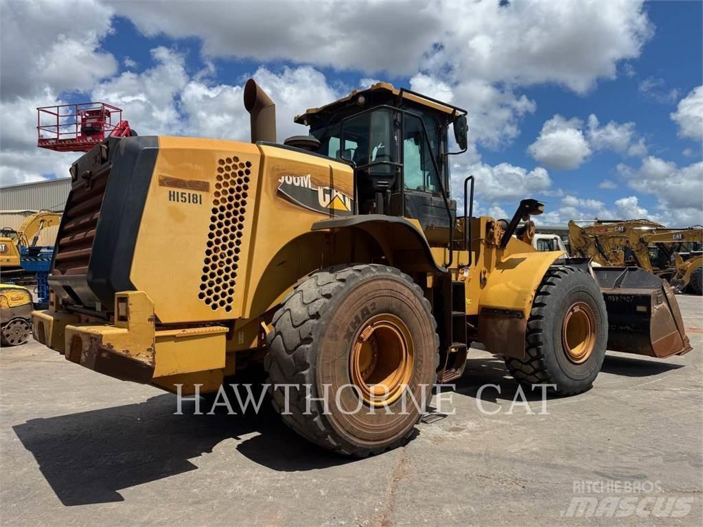 CAT 966M Naudoti ratiniai krautuvai