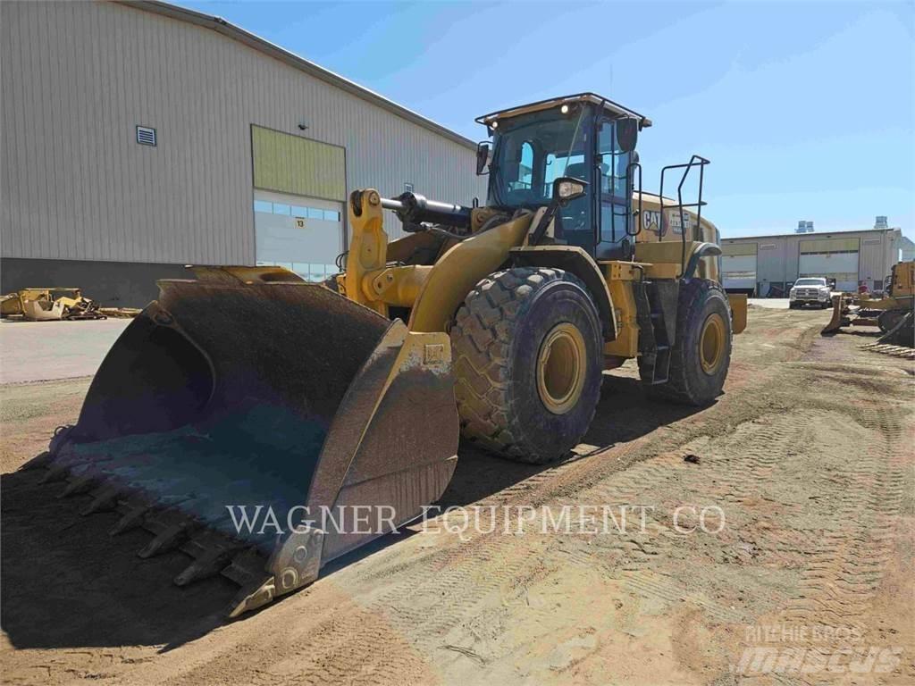 CAT 966M Naudoti ratiniai krautuvai