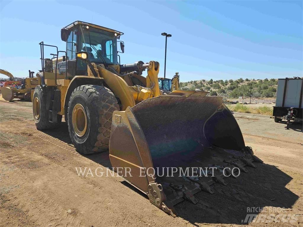 CAT 966M Naudoti ratiniai krautuvai
