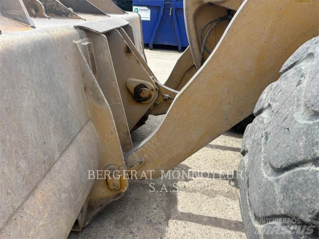 CAT 966M XE Naudoti ratiniai krautuvai
