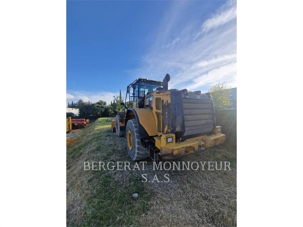 CAT 966M XE Naudoti ratiniai krautuvai
