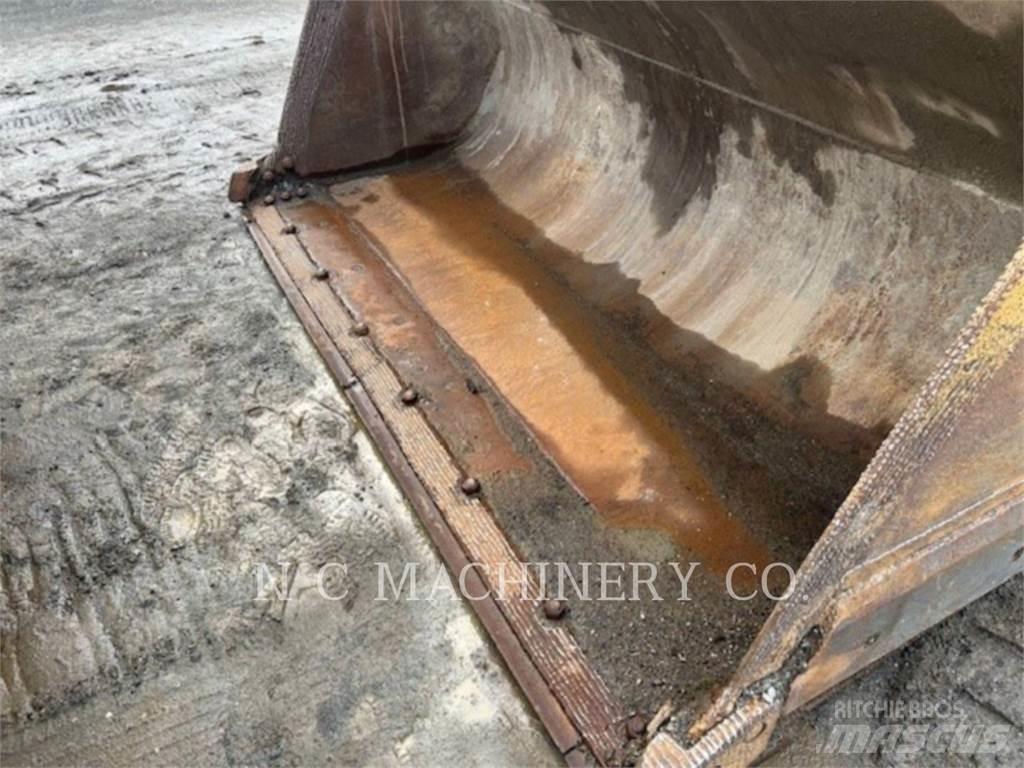 CAT 972G Naudoti ratiniai krautuvai