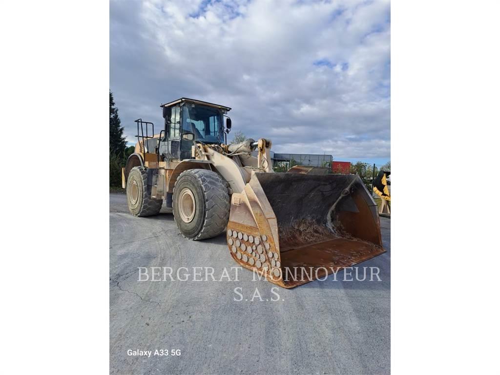 CAT 972K Naudoti ratiniai krautuvai