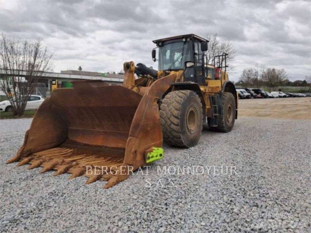 CAT 972K Naudoti ratiniai krautuvai