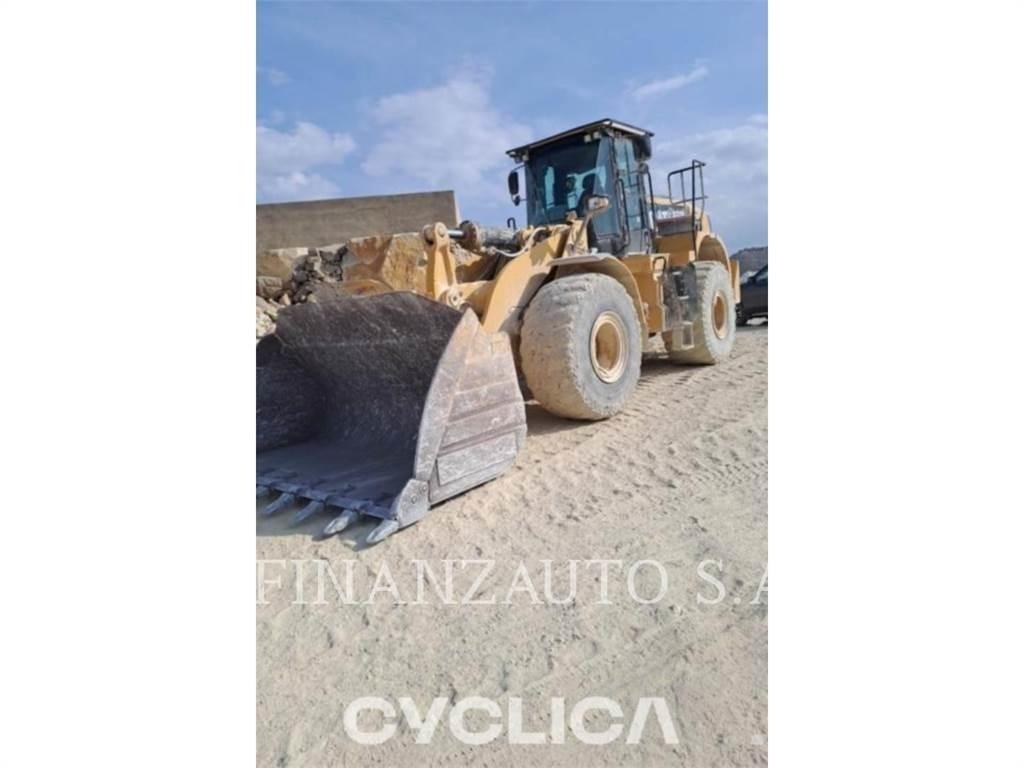 CAT 972K Naudoti ratiniai krautuvai