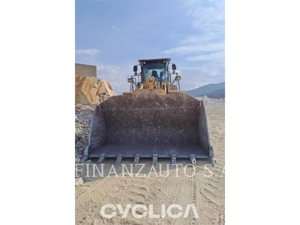 CAT 972K Naudoti ratiniai krautuvai