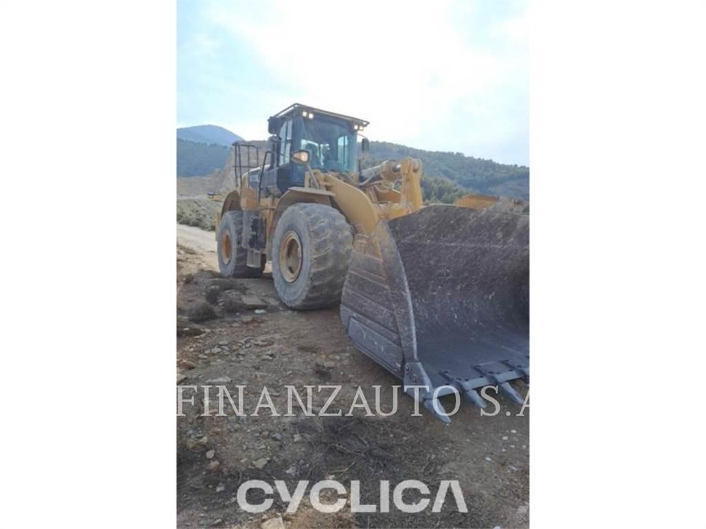 CAT 972K Naudoti ratiniai krautuvai