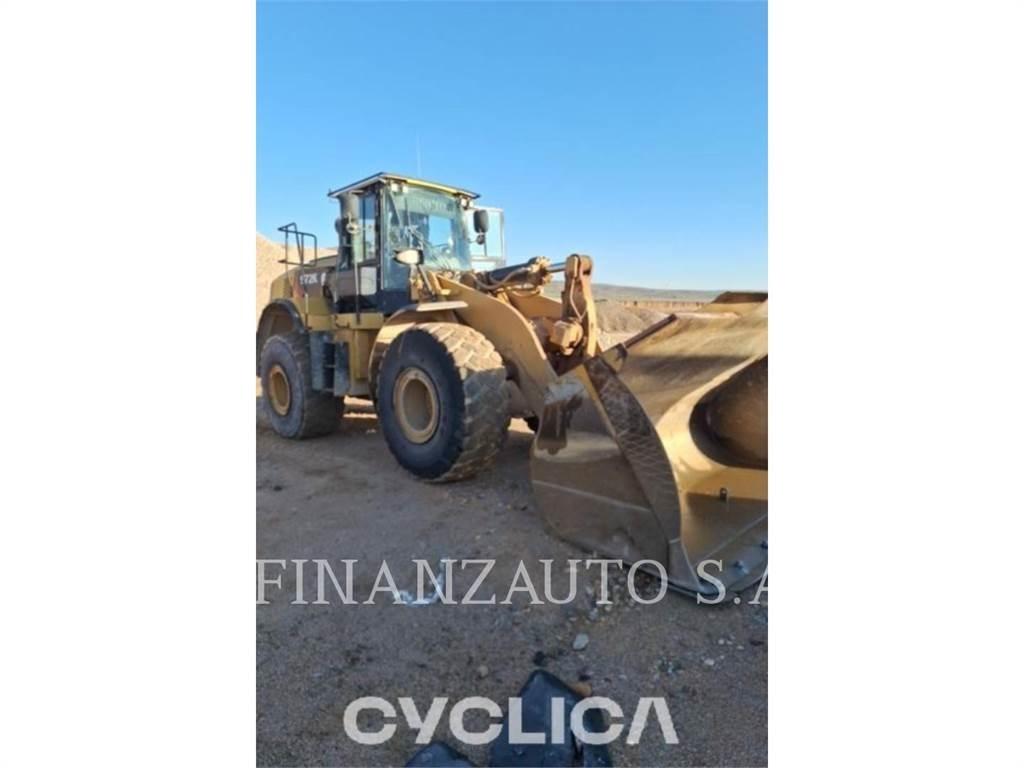 CAT 972K Naudoti ratiniai krautuvai