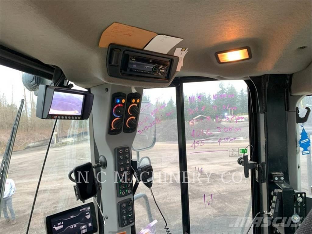 CAT 972K Naudoti ratiniai krautuvai