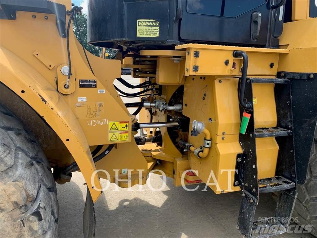 CAT 972M Naudoti ratiniai krautuvai