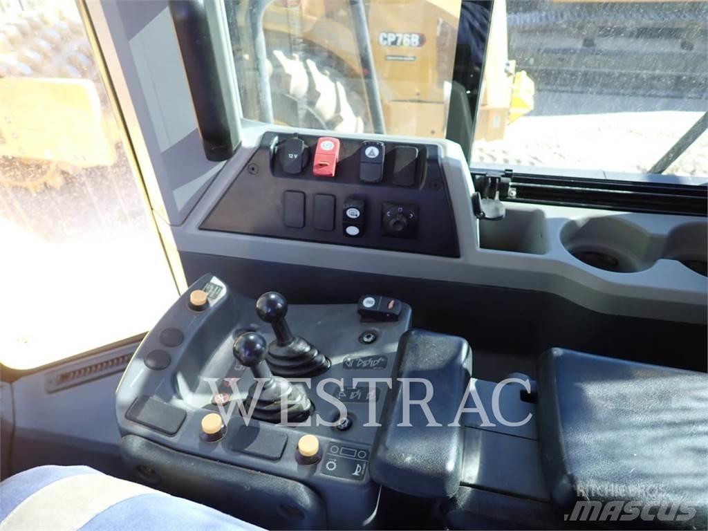 CAT 972M Naudoti ratiniai krautuvai