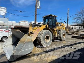 CAT 972M Naudoti ratiniai krautuvai