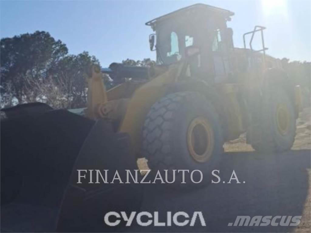 CAT 972M Naudoti ratiniai krautuvai
