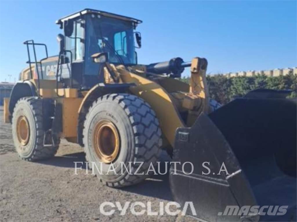CAT 972M Naudoti ratiniai krautuvai