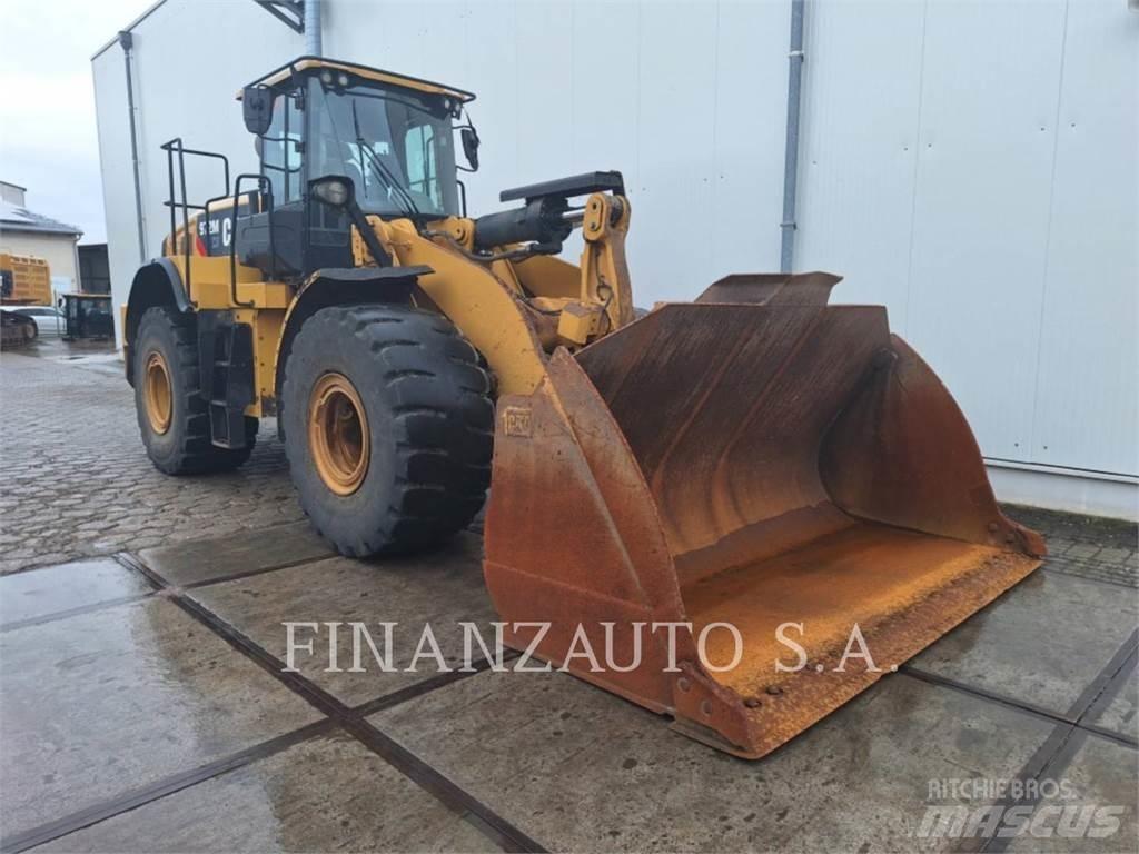 CAT 972M Naudoti ratiniai krautuvai
