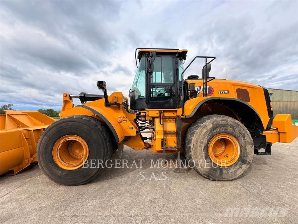 CAT 972M Naudoti ratiniai krautuvai