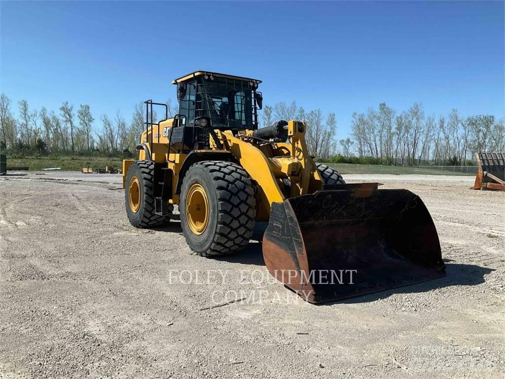 CAT 972M Naudoti ratiniai krautuvai