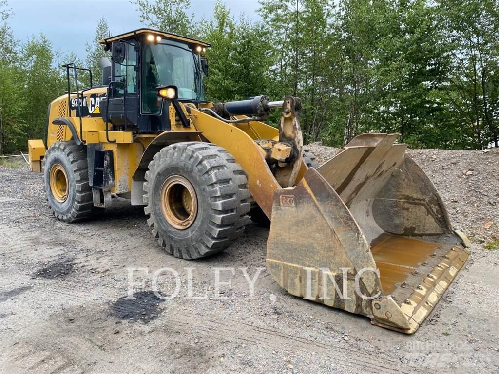 CAT 972M Naudoti ratiniai krautuvai