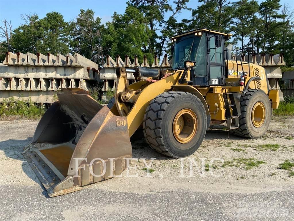 CAT 972M Naudoti ratiniai krautuvai