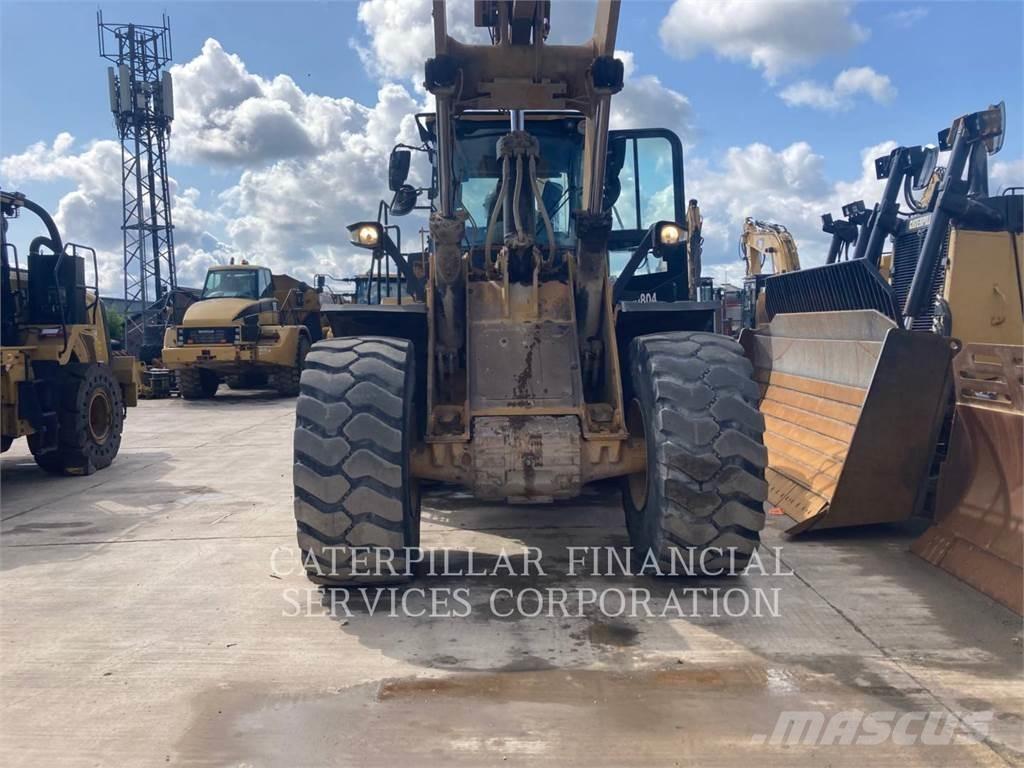 CAT 972M Naudoti ratiniai krautuvai