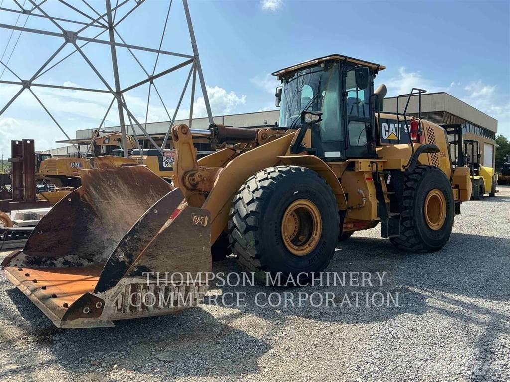 CAT 972M Naudoti ratiniai krautuvai