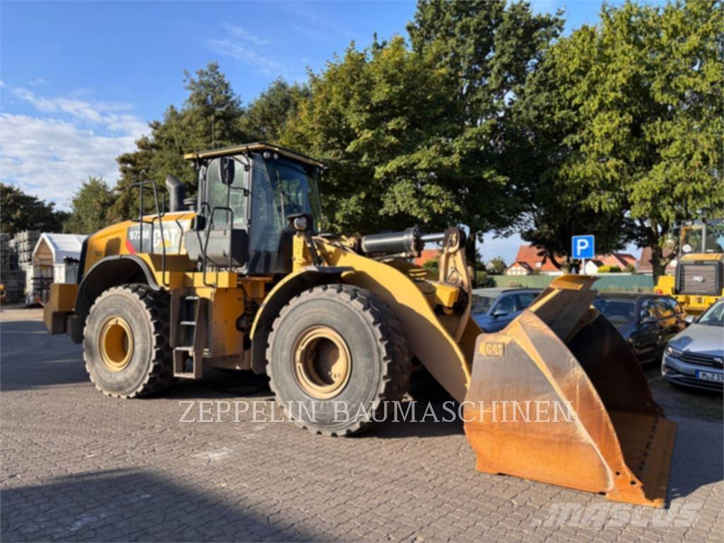 CAT 972M Naudoti ratiniai krautuvai