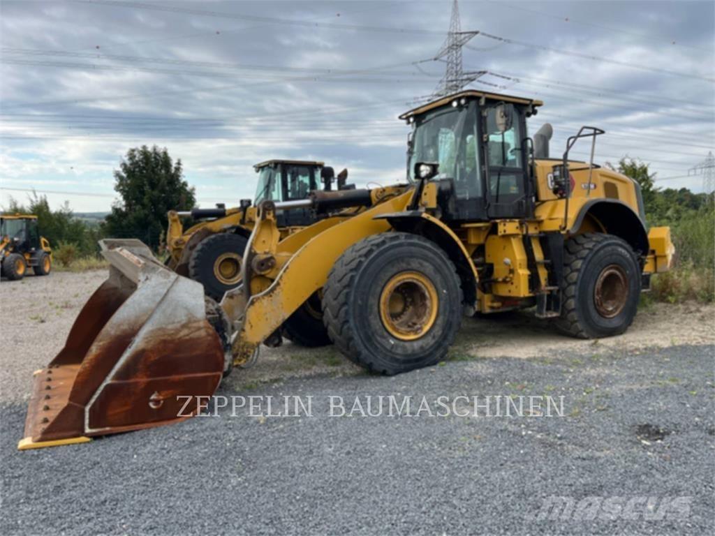 CAT 972M Naudoti ratiniai krautuvai