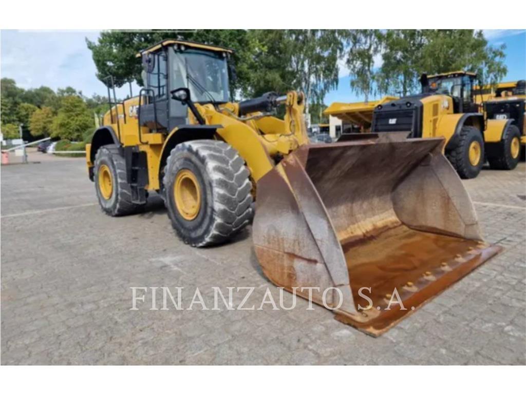 CAT 972M Naudoti ratiniai krautuvai