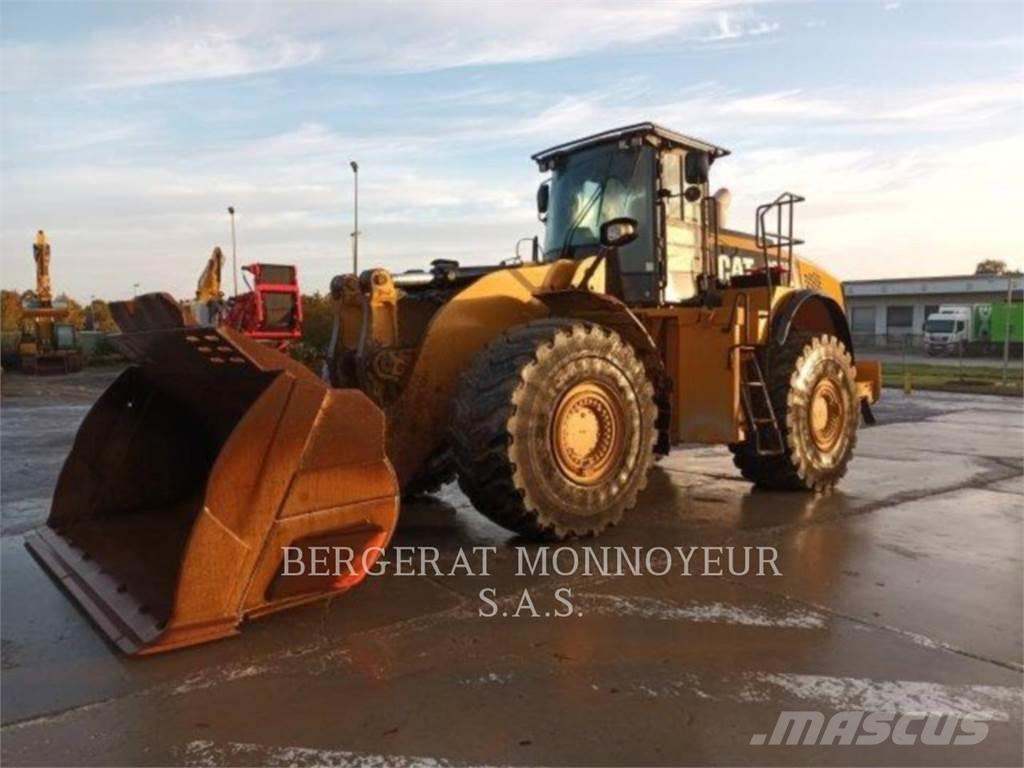 CAT 972M XE Naudoti ratiniai krautuvai