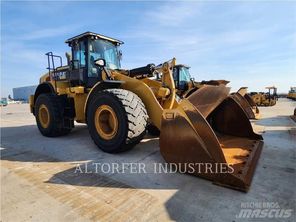 CAT 972M XE Naudoti ratiniai krautuvai