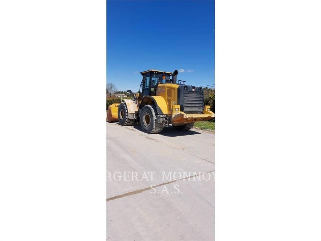 CAT 972M XE Naudoti ratiniai krautuvai