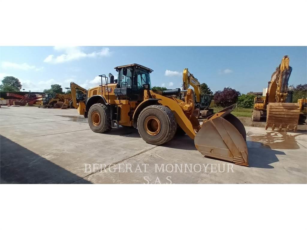 CAT 972M XE Naudoti ratiniai krautuvai