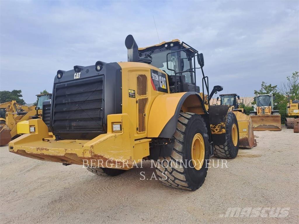 CAT 972M XE Naudoti ratiniai krautuvai