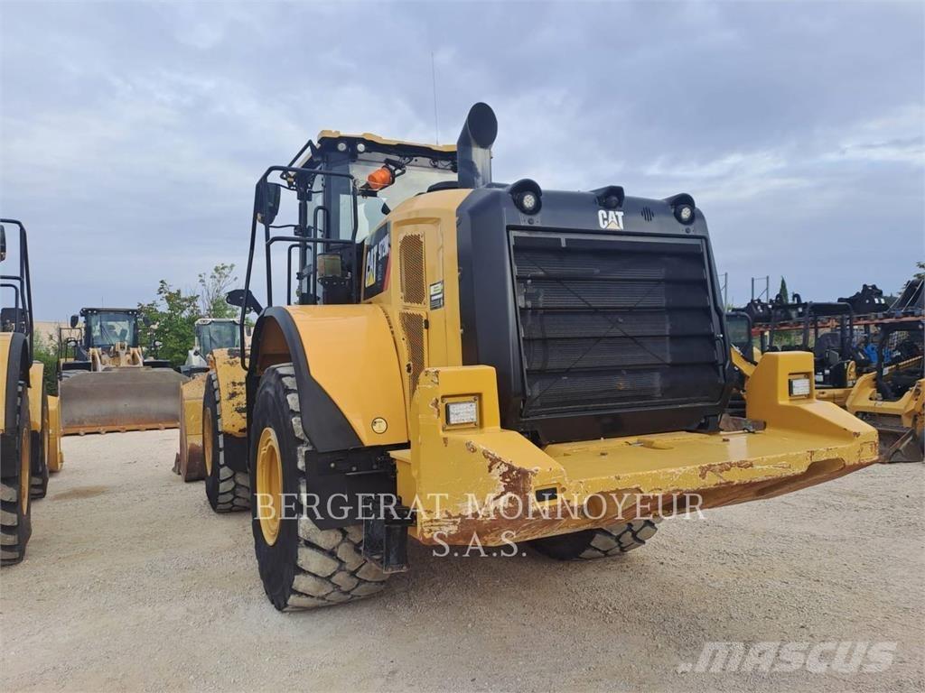 CAT 972M XE Naudoti ratiniai krautuvai