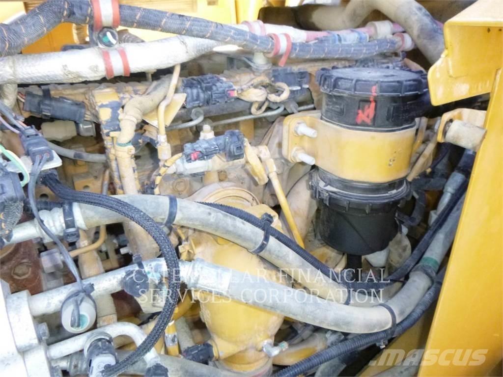 CAT 972MXE Naudoti ratiniai krautuvai
