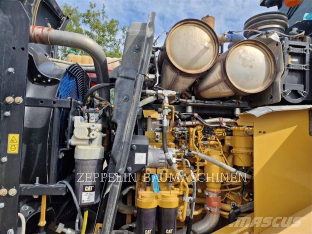 CAT 972MXE Naudoti ratiniai krautuvai