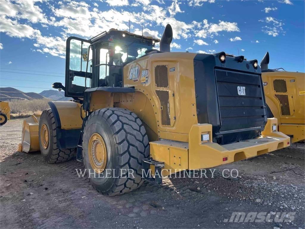 CAT 980 Naudoti ratiniai krautuvai