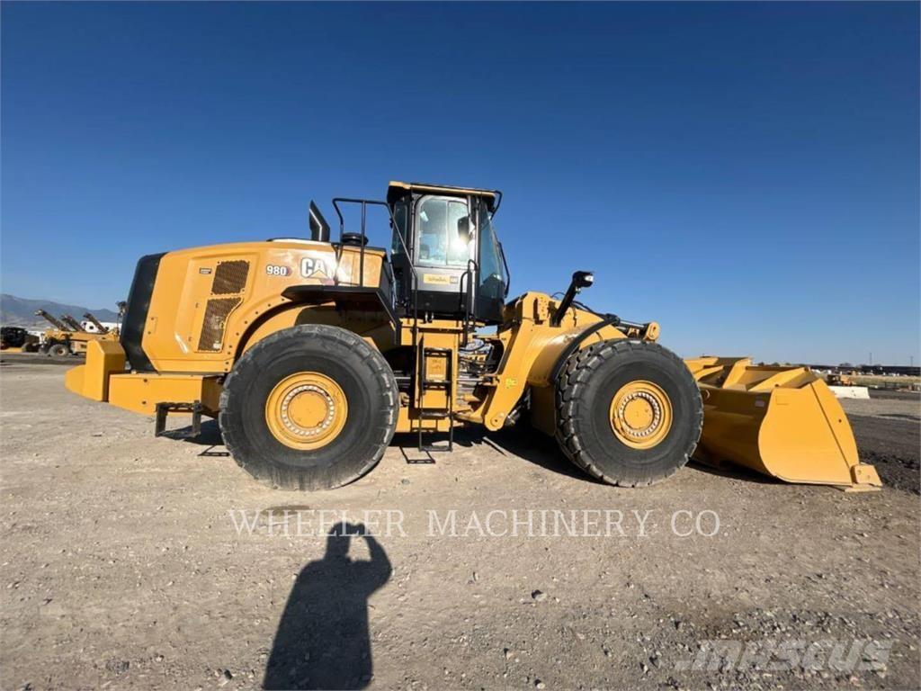 CAT 980 Naudoti ratiniai krautuvai