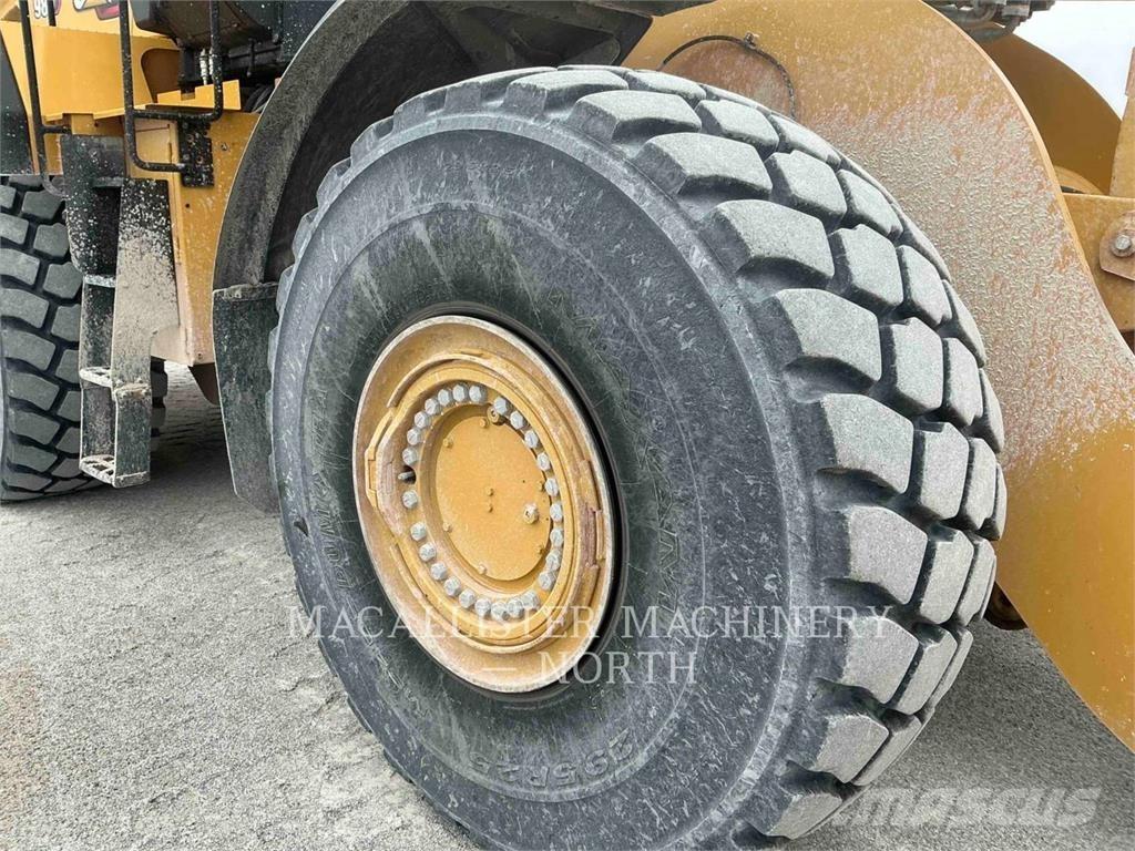 CAT 98014 Naudoti ratiniai krautuvai