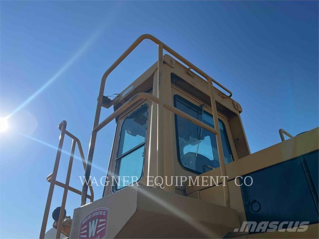 CAT 980C Naudoti ratiniai krautuvai