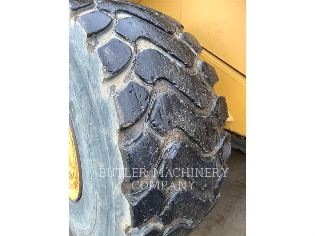 CAT 980G Naudoti ratiniai krautuvai
