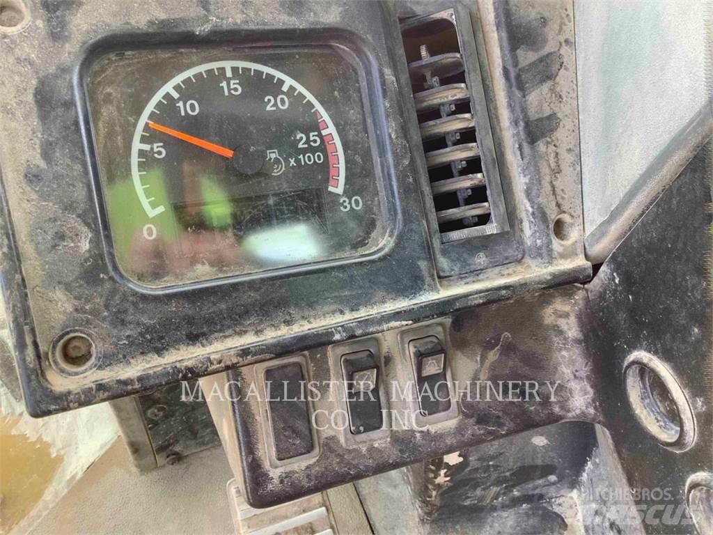 CAT 980G Naudoti ratiniai krautuvai
