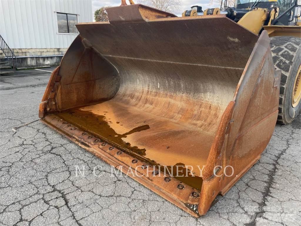 CAT 980K Naudoti ratiniai krautuvai