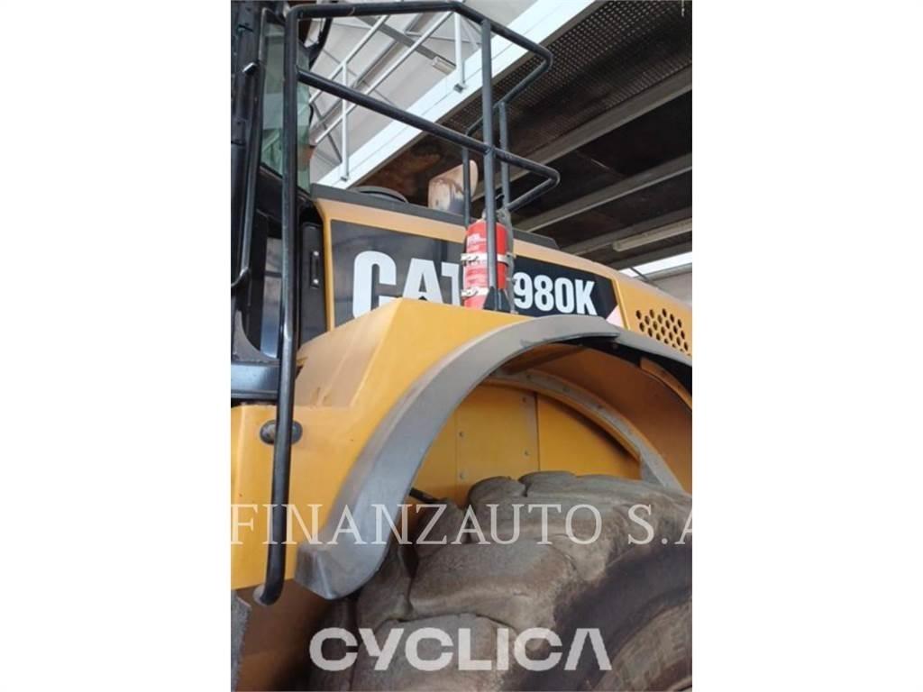 CAT 980K Naudoti ratiniai krautuvai