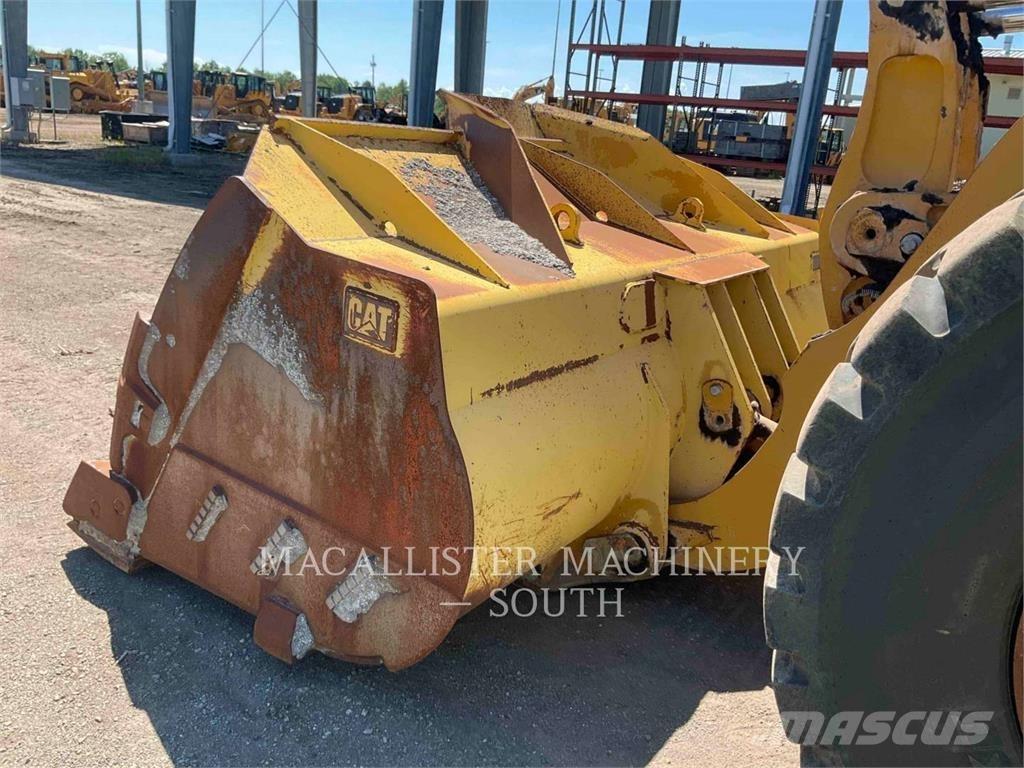 CAT 980K Naudoti ratiniai krautuvai