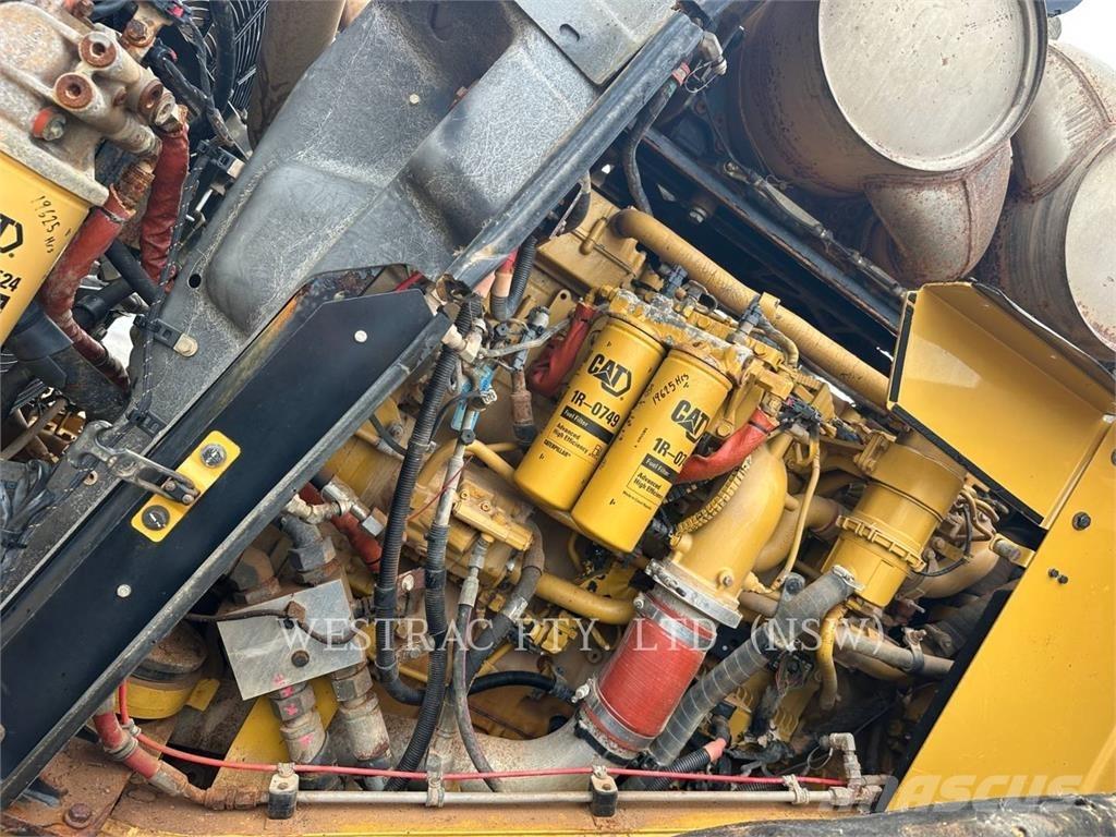 CAT 980M Naudoti ratiniai krautuvai